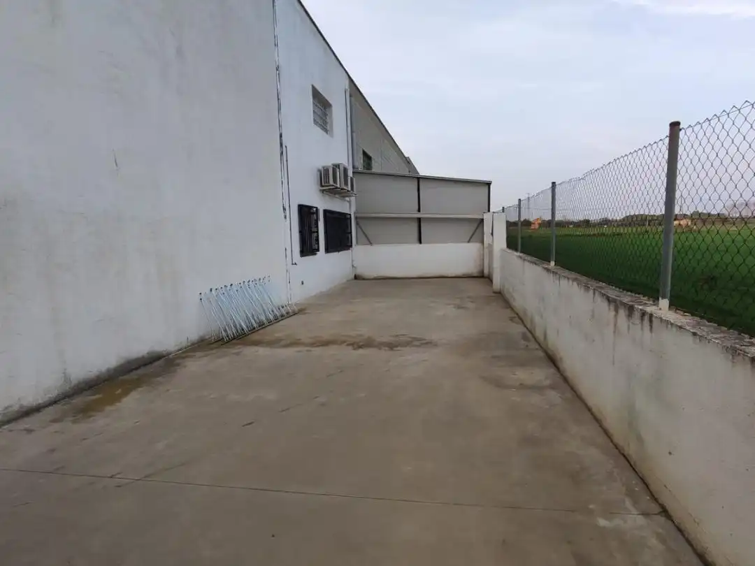 Aparcament de Oficina en venda en Santa Oliva amb Aire condicionat, Calefacció i Internet