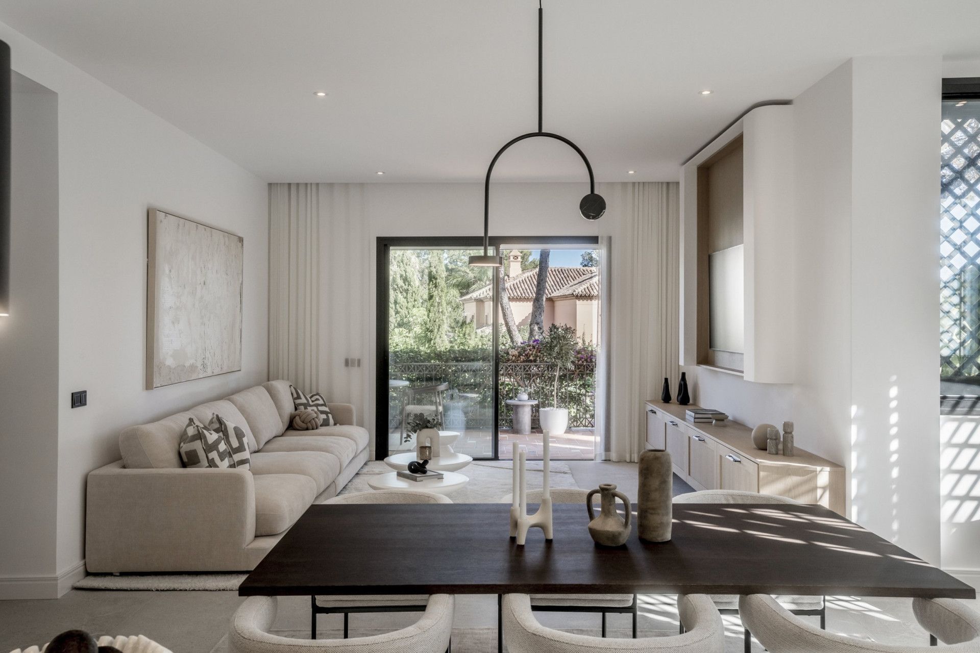 Living room of Planta baja for sale in Marbella  with Air Conditioner, Private garden and Terrace