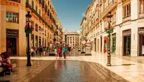 Vista exterior de Edifici en venda en Málaga