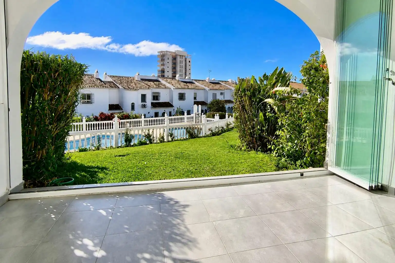 Garden of Detached homes for sale in Mijas  with Air Conditioner, Private garden and Terrace