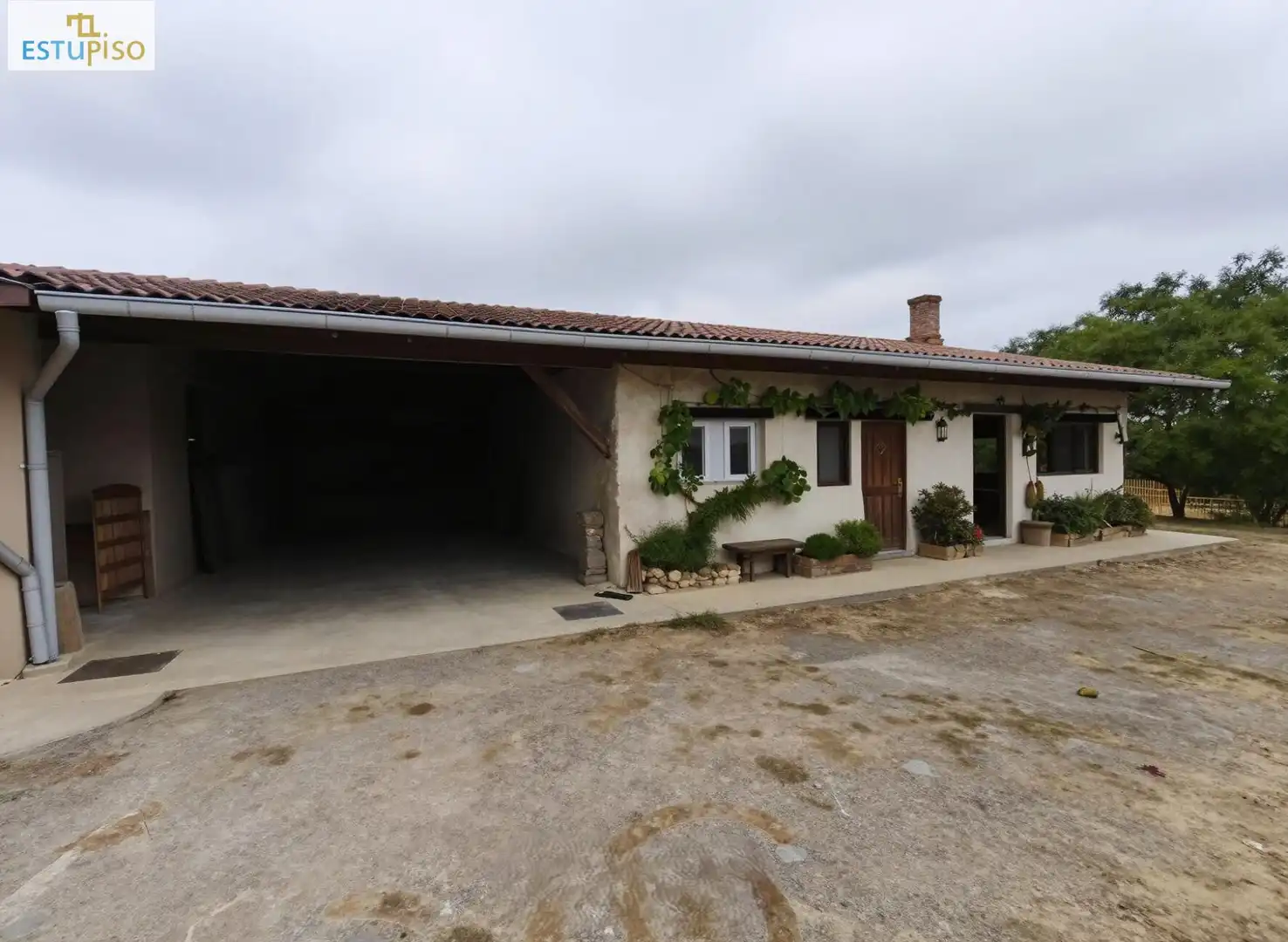 Vista exterior de Casa o chalet en venta en Legutio con Calefacción y Terraza