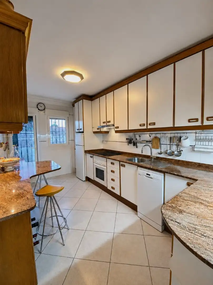 Kitchen of Houses for rent in Torrevieja  with Air Conditioner, Terrace and Furnished