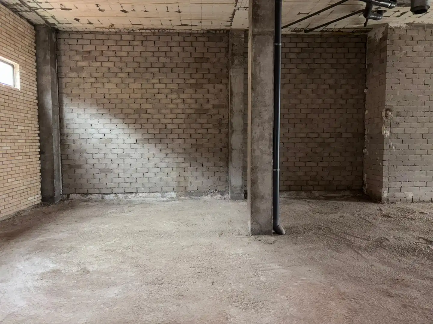 Geschaftsraum zur Miete in Zaragoza