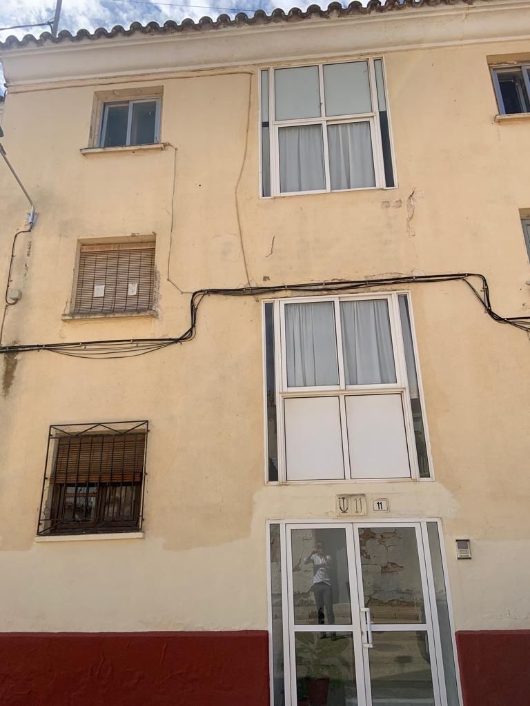 Vista exterior de Piso en venta en Villarrobledo