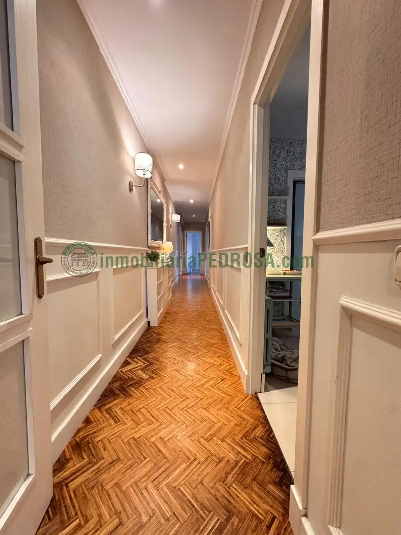Piso en venta en Pontevedra Capital  con Calefacción