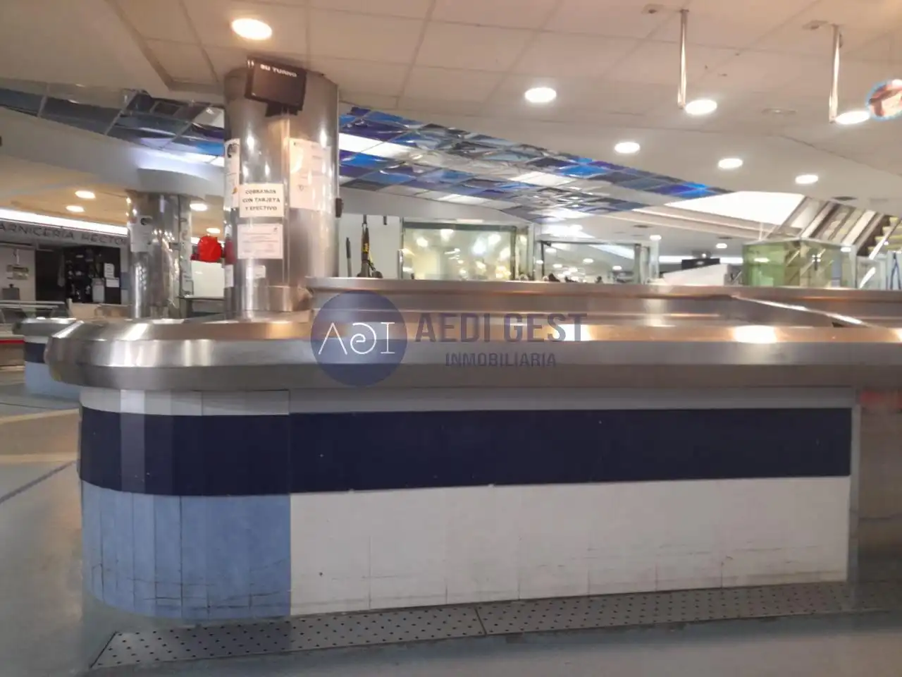 Local comercial en venda a Rua Espedrigada