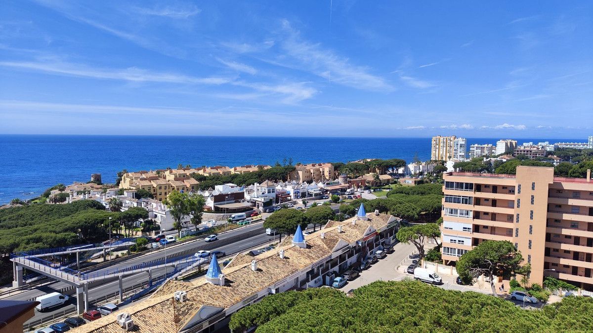 Exterior view of Study for sale in Mijas  with Terrace and Community pool