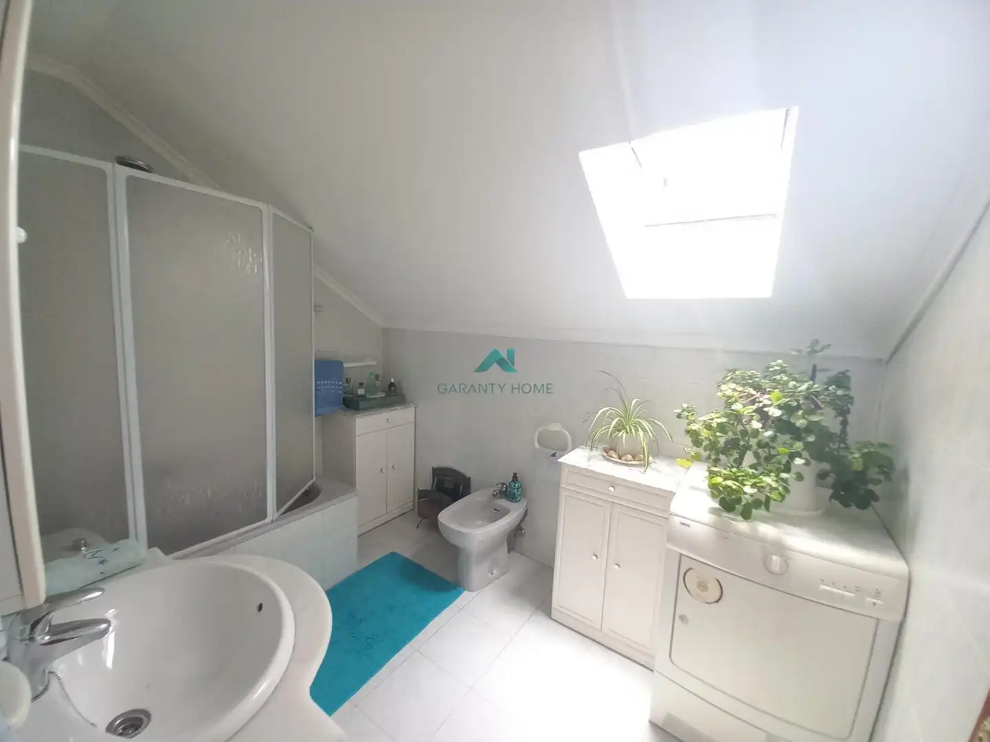 Bathroom of Attic for sale in Bárcena de Cicero  with Storage room, Furnished and Community pool