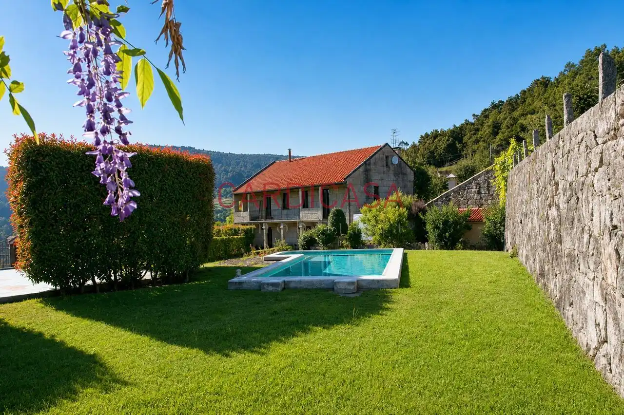 Jardí de Casa o xalet en venda en Mondariz amb Calefacció, Jardí privat i Terrassa