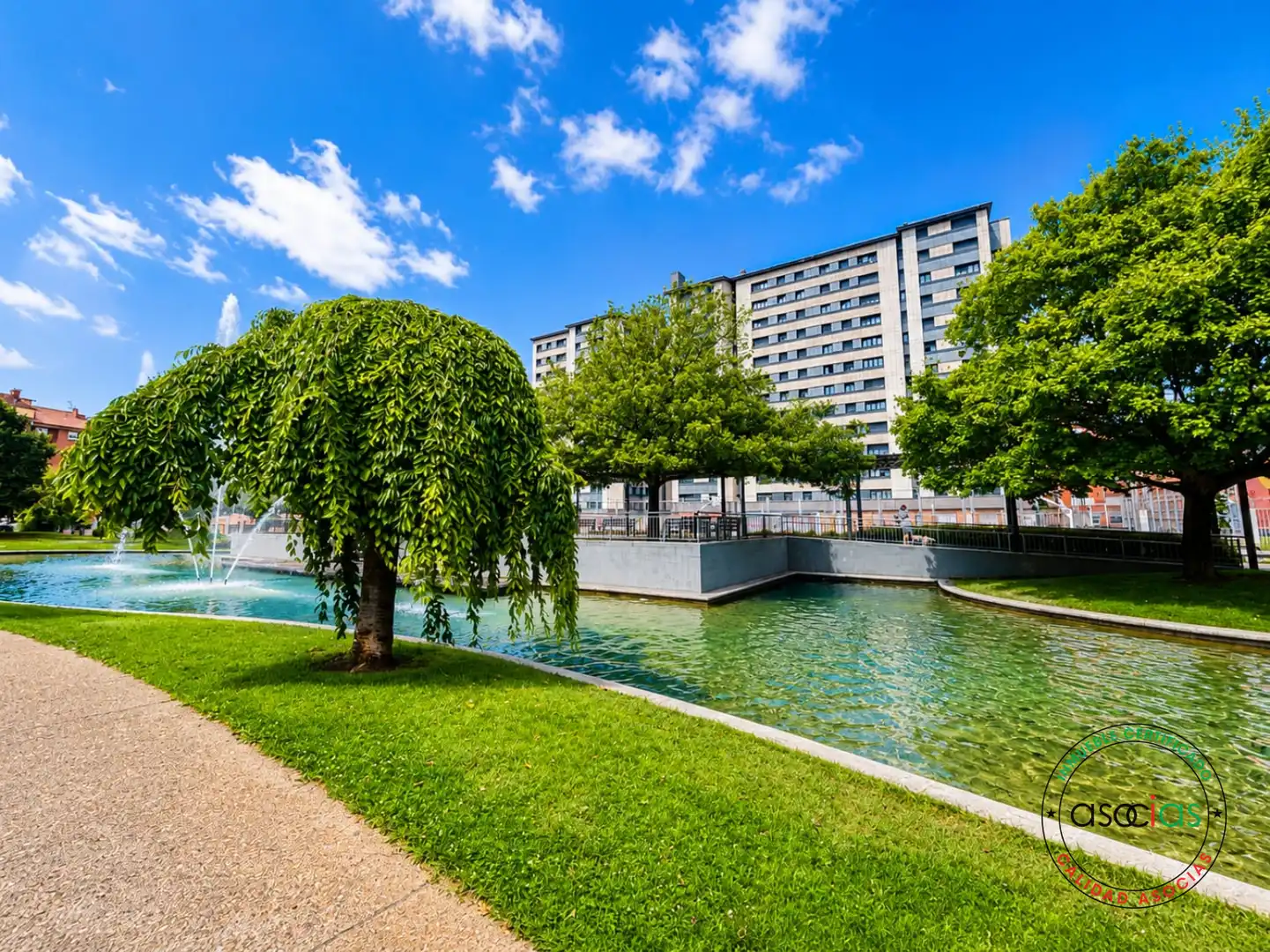Piso en venta en CL MARIA ZAMBRANO, 8, La Calzada