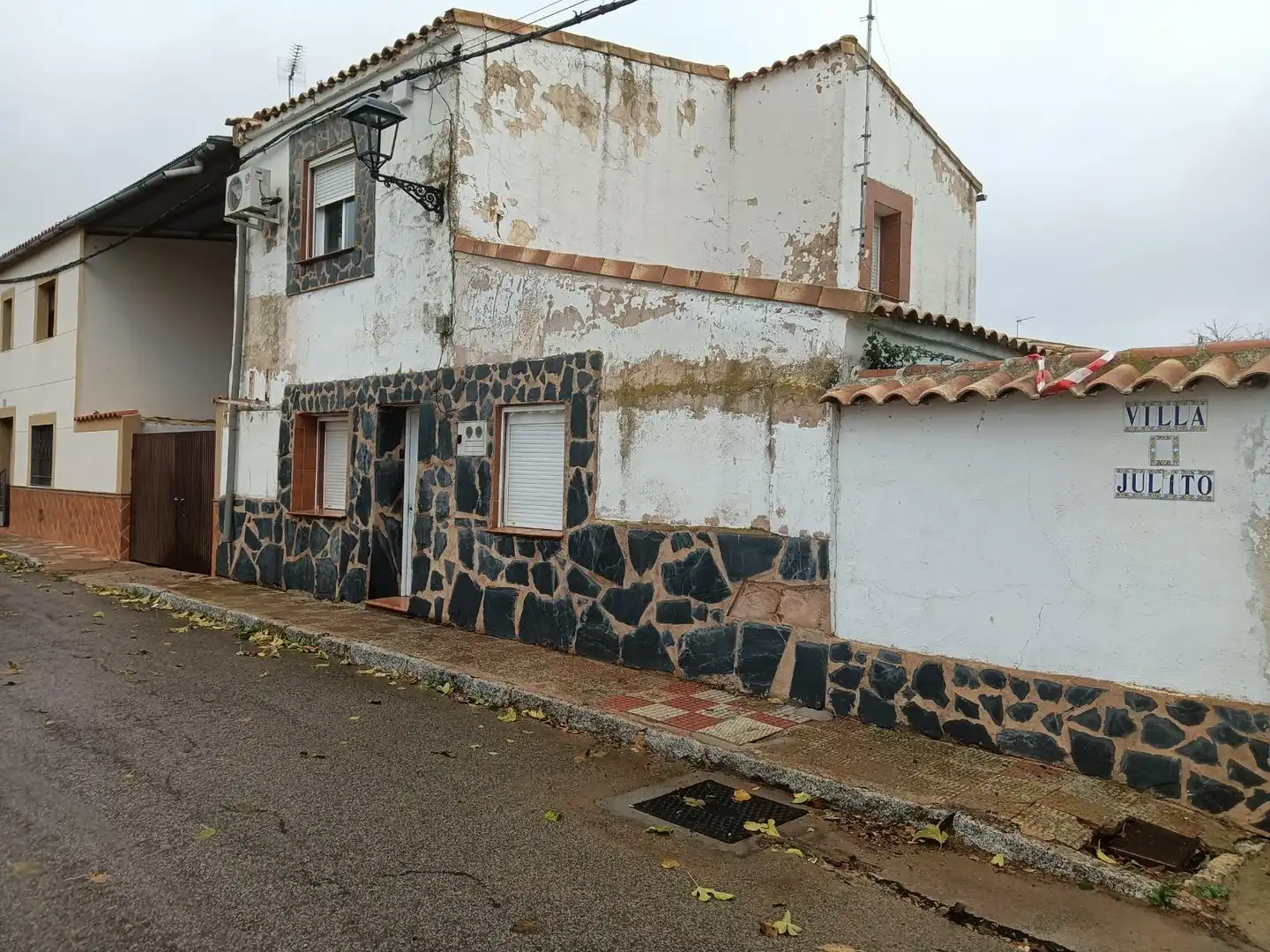 Vista exterior de Casa adosada en venda en Alcoba, Ciudad Real