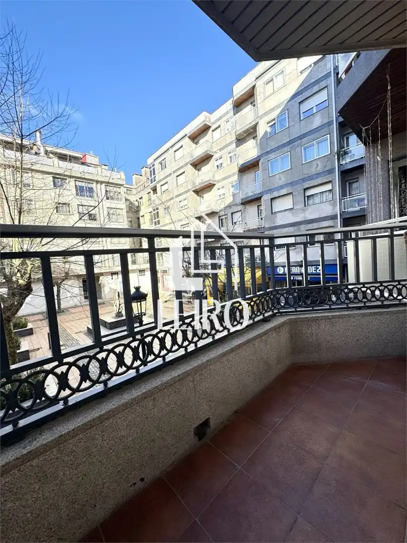 Vista exterior de Apartamento en venta en Vilagarcía de Arousa con Calefacción, Terraza y Trastero