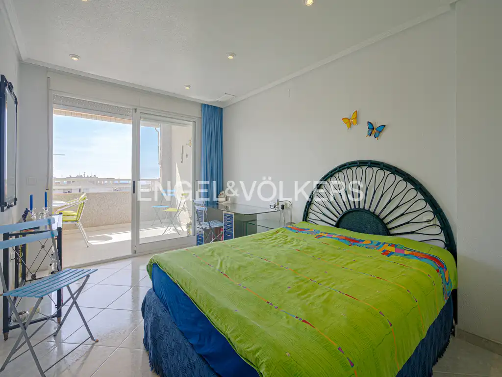 Penthouse with pool for sale in La Cala de Villajoyosa, imagen 18