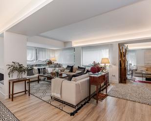 Living room of Flat for sale in  Madrid Capital  with Air Conditioner and Storage room