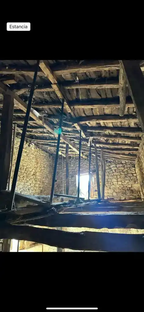 Casa adosada en venda en Valle de Valdebezana amb Jardí privat