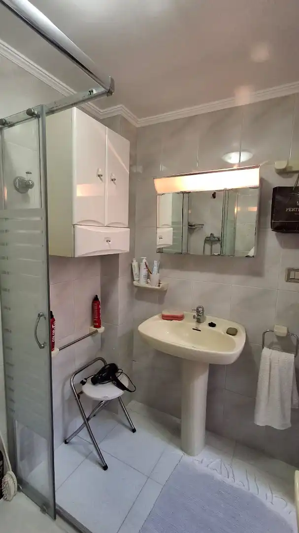 Baño de Casa o chalet en venta en A Pobra do Caramiñal con Aire acondicionado, Calefacción y Jardín privado