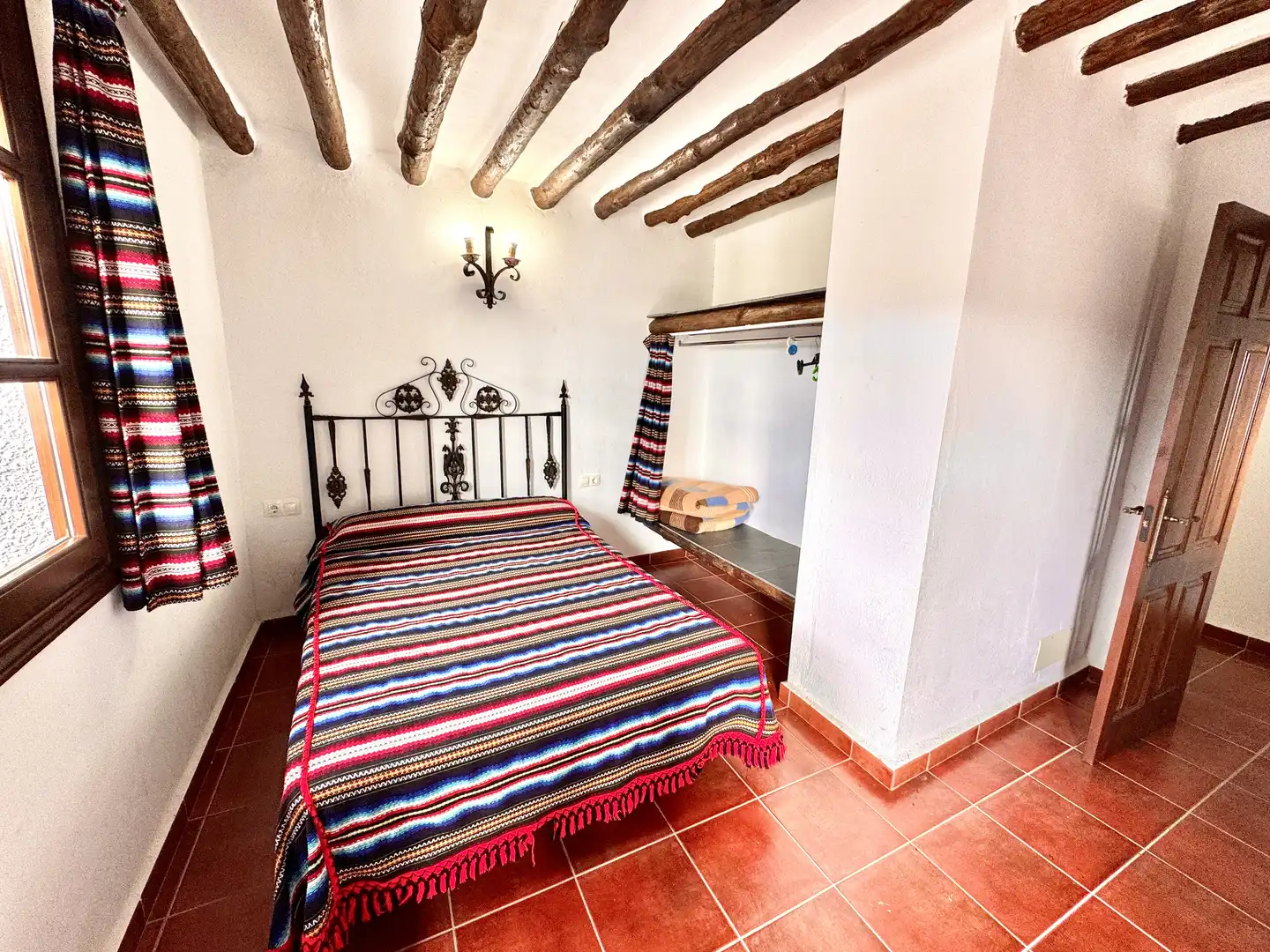 Bedroom of Buildings for sale in Juviles  with Alarm