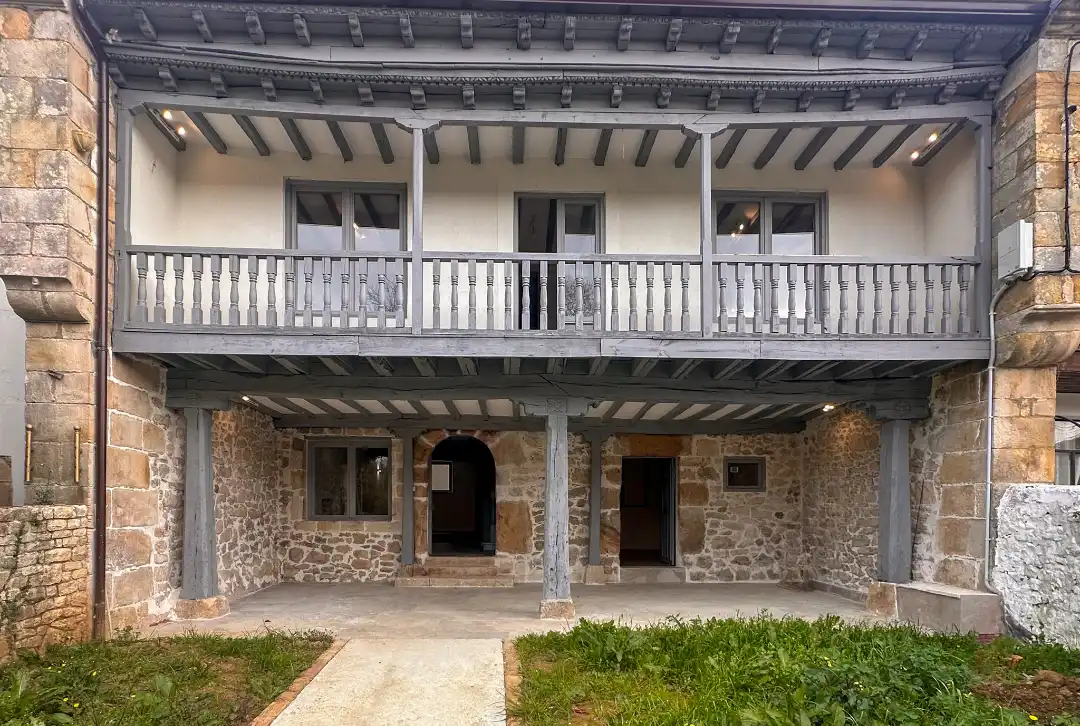 Casa adosada en venta en Lugar Barrio Carrera, Alfoz de Lloredo