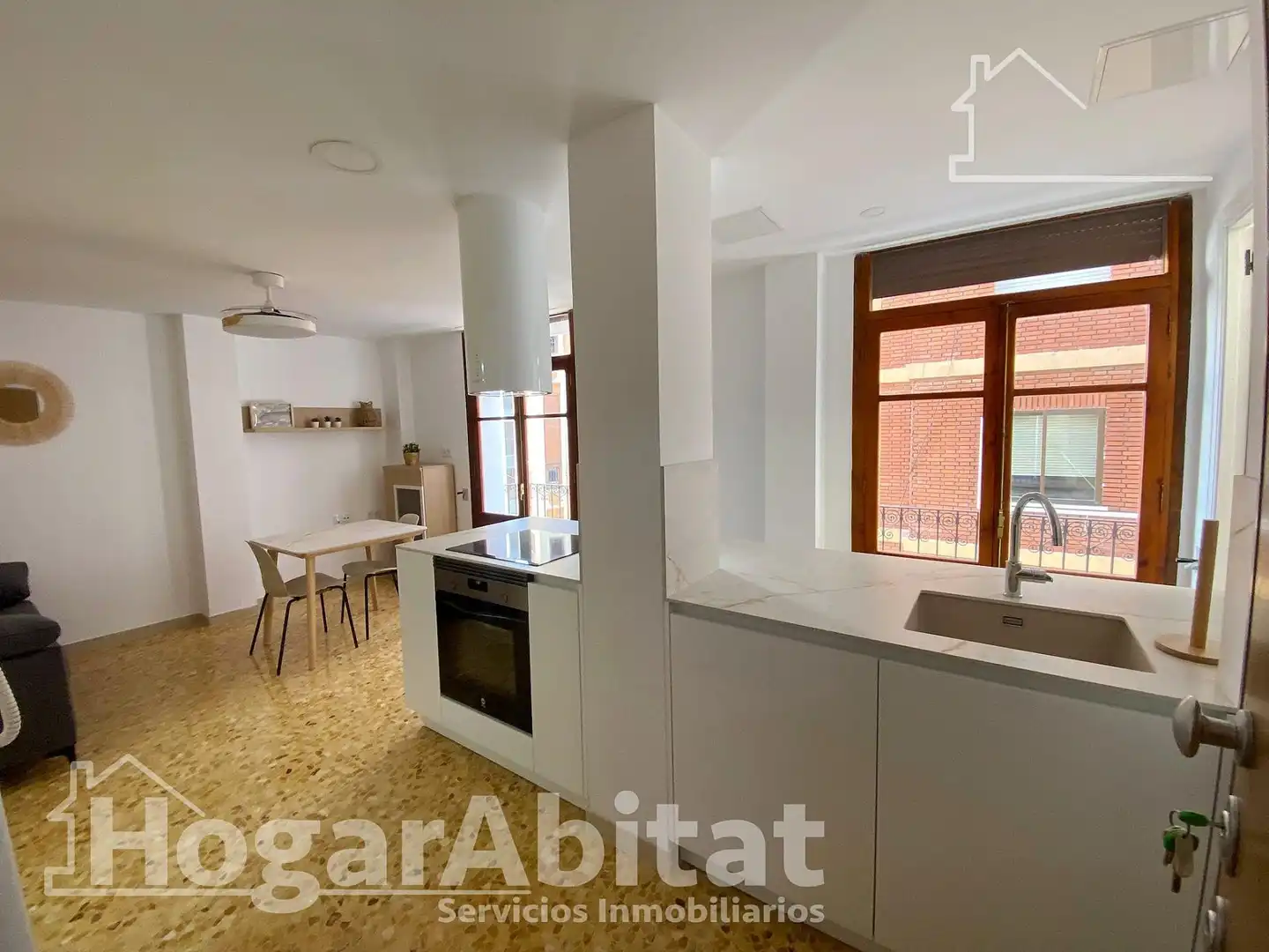 Cuina de Pis en venda en Alzira amb Calefacció, Moblat i Balcó