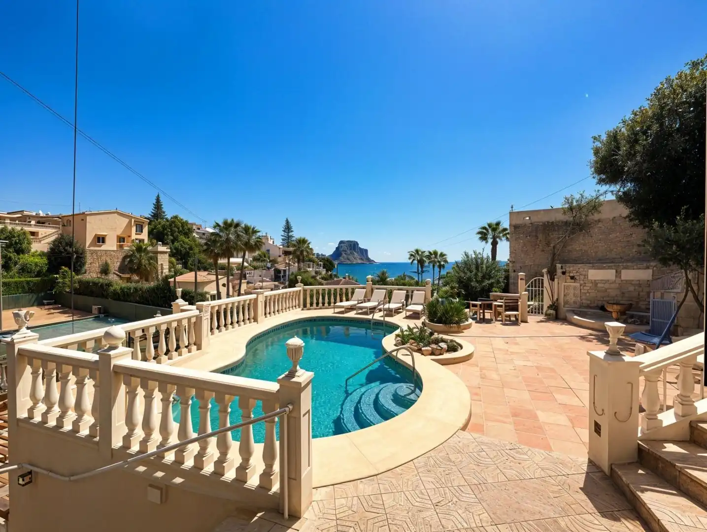 Piscina de Casa o chalet en venta en Calpe / Calp con Aire acondicionado, Calefacción y Jardín privado