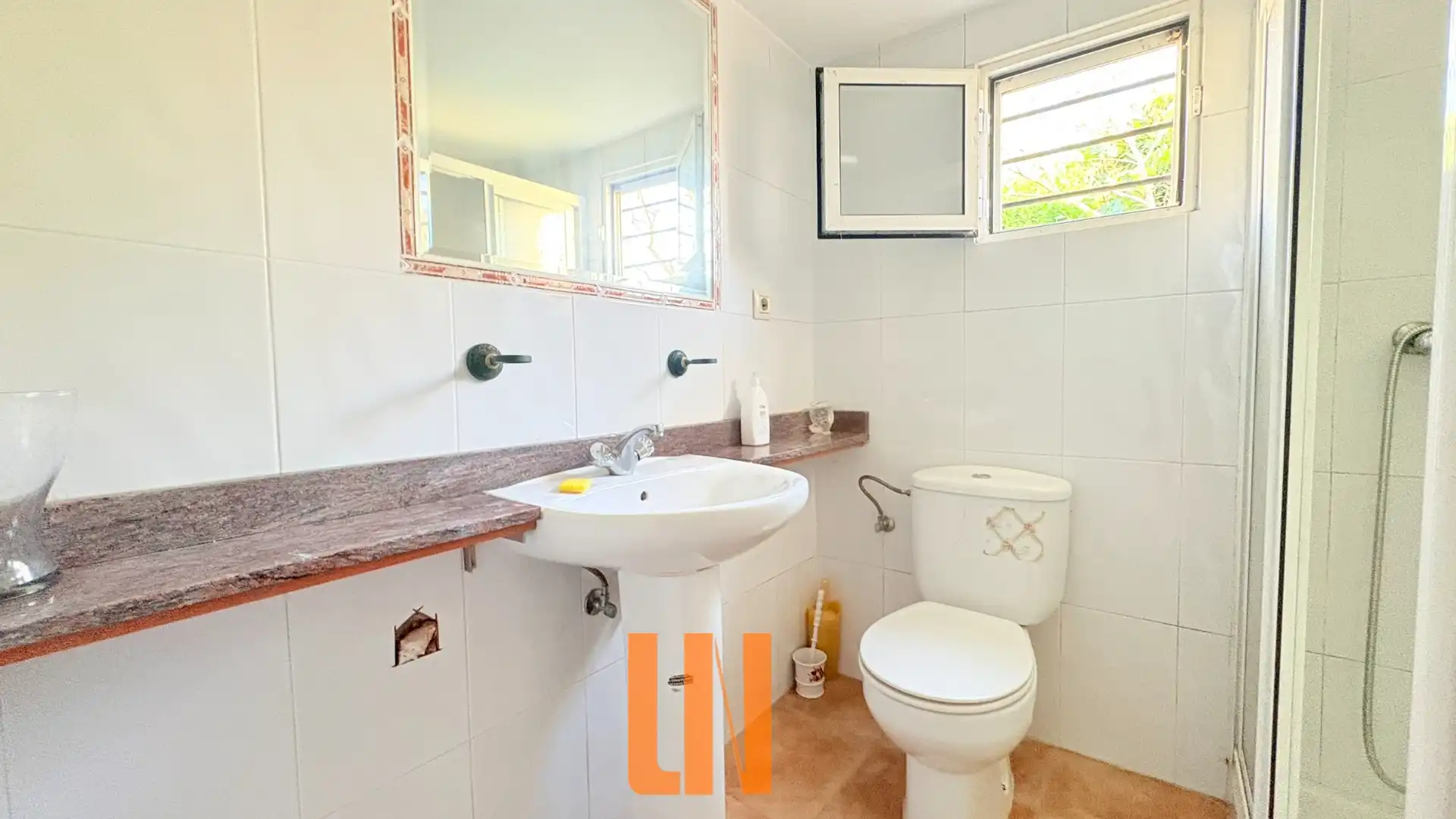 Bathroom of Houses for sale in Oseiro