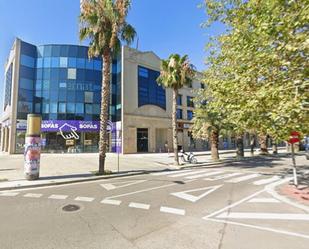 Vista exterior de Oficina en venda en Cornellà de Llobregat