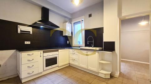 Foto 2 de Piso en venta en Calle Matilde García del Real, Fozaneldi - Tenderina, Asturias