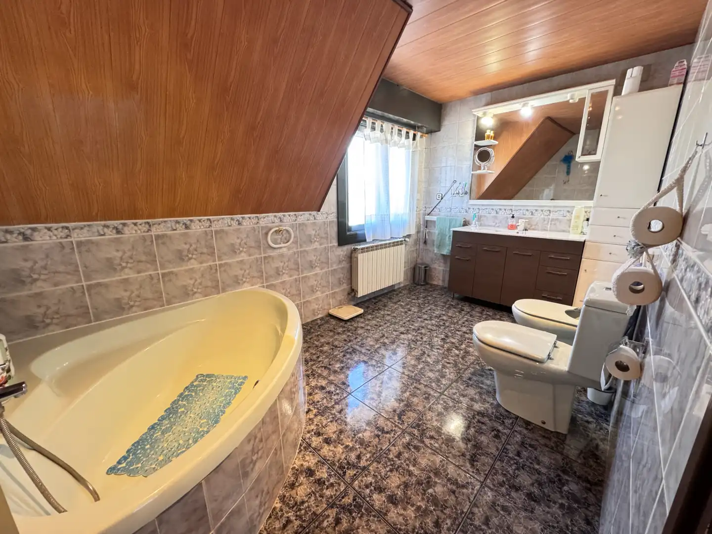 Baño de Casa o chalet en venta en Llinars del Vallès con Aire acondicionado, Calefacción y Terraza