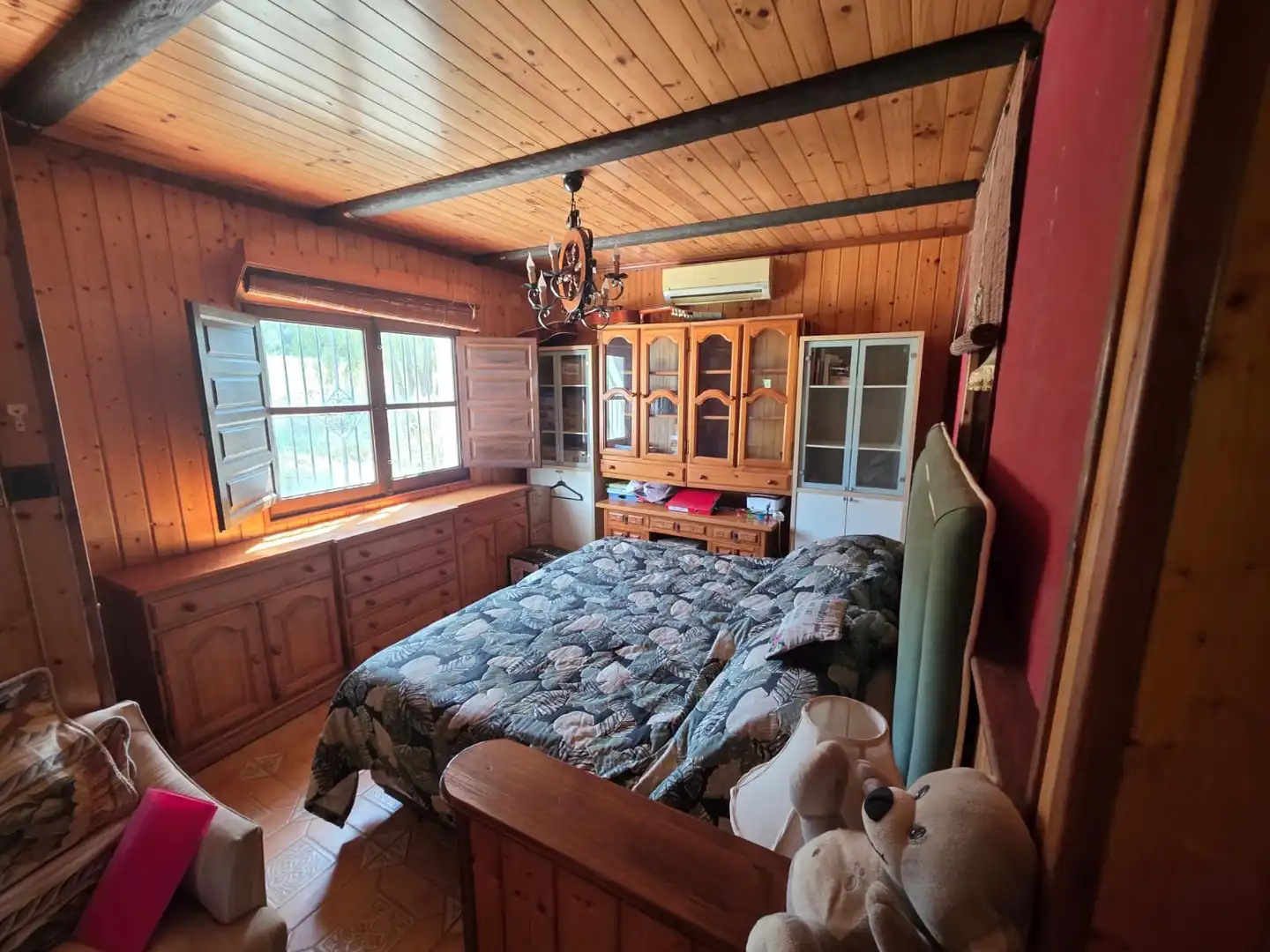 Schlafzimmer von Country house zum Verkauf in Guaro