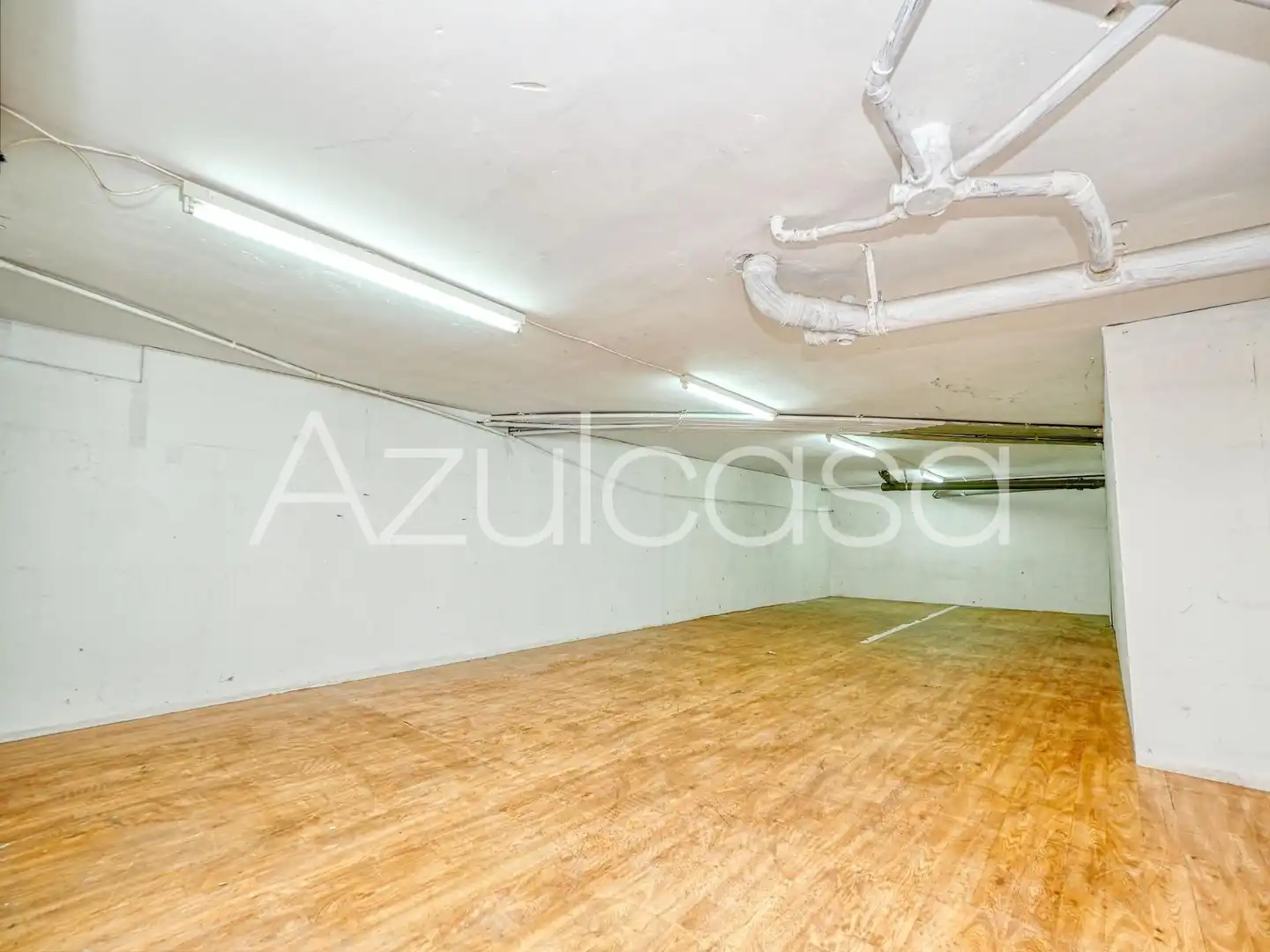Commercial properties for sale in Alicante / Alacant  with Air Conditioner