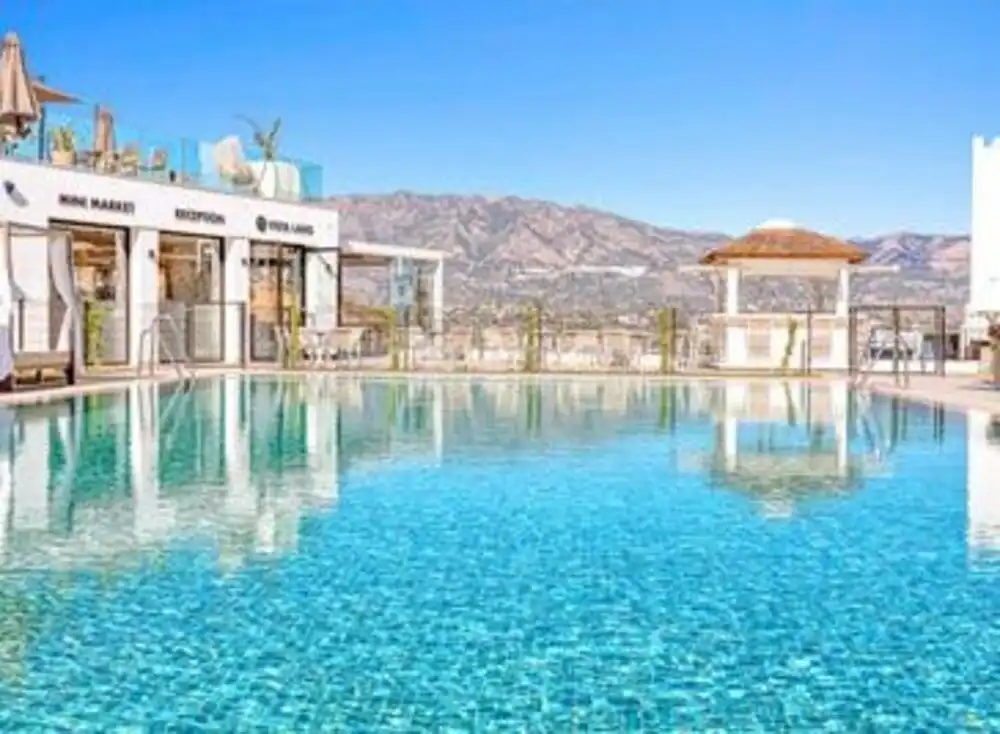 Schwimmbecken von Erdgeschoss zum Verkauf in Mijas mit Klimaanlage, Terrasse und Schwimmbad