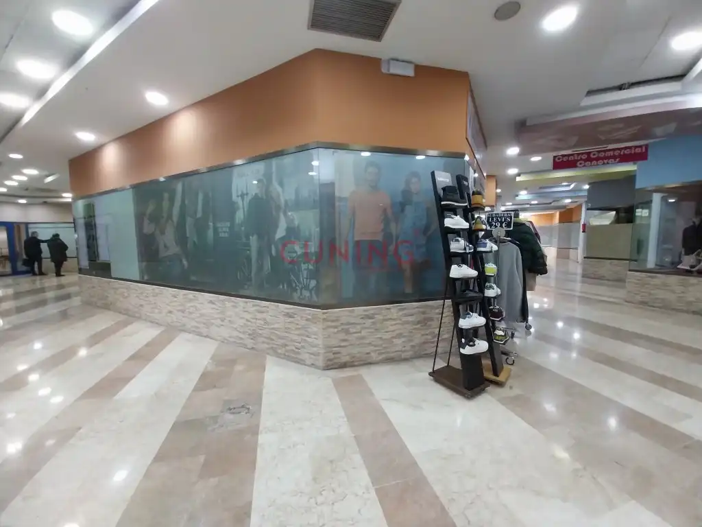 Local comercial en venda a Avenida España