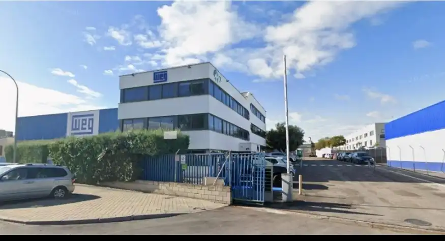 Exterior view of Industrial buildings for rent in Coslada  with Heating and Alarm
