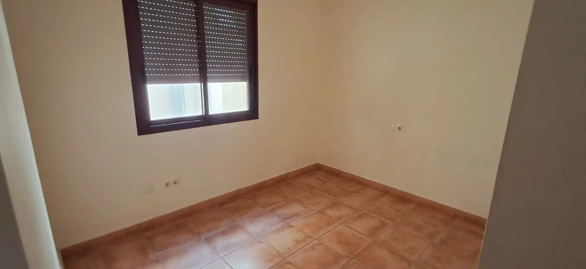 Flat for sale in Utrera  with Air Conditioner