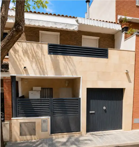 Maison mitoyenne à vendre à Carrer Mas de la Comtessa 46