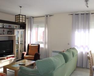 Living room of Flat for sale in Torrejón de Ardoz  with Swimming Pool