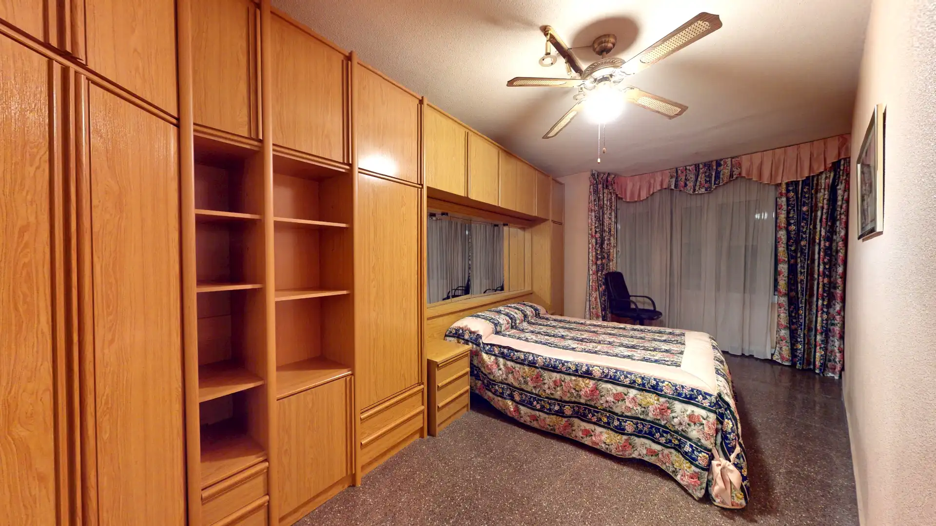 Habitación de Piso en venta en Elda con Aire acondicionado, Amueblado y Horno