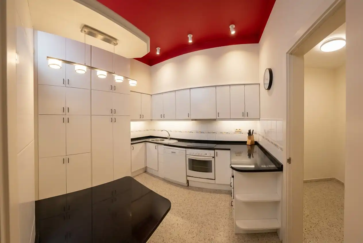 Kitchen of Flat for sale in Sant Hipòlit de Voltregà  with Private garden