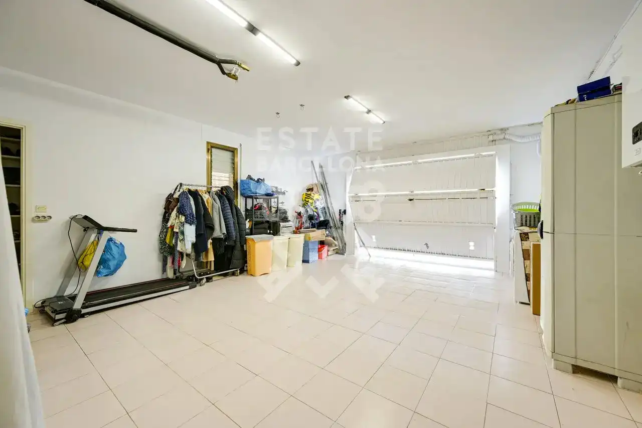 Einfamilien-Reihenhaus zum Verkauf in Mataró mit Klimaanlage, Heizung und Terrasse