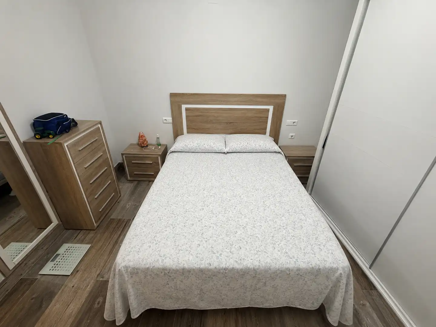 Flat with terrace for sale in Calle Ángel Izquierdo, imagen 5