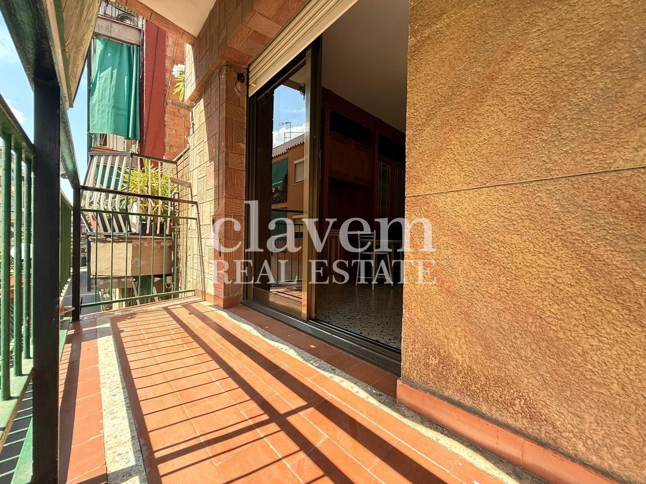 Exterior view of Flat for sale in  Barcelona Capital