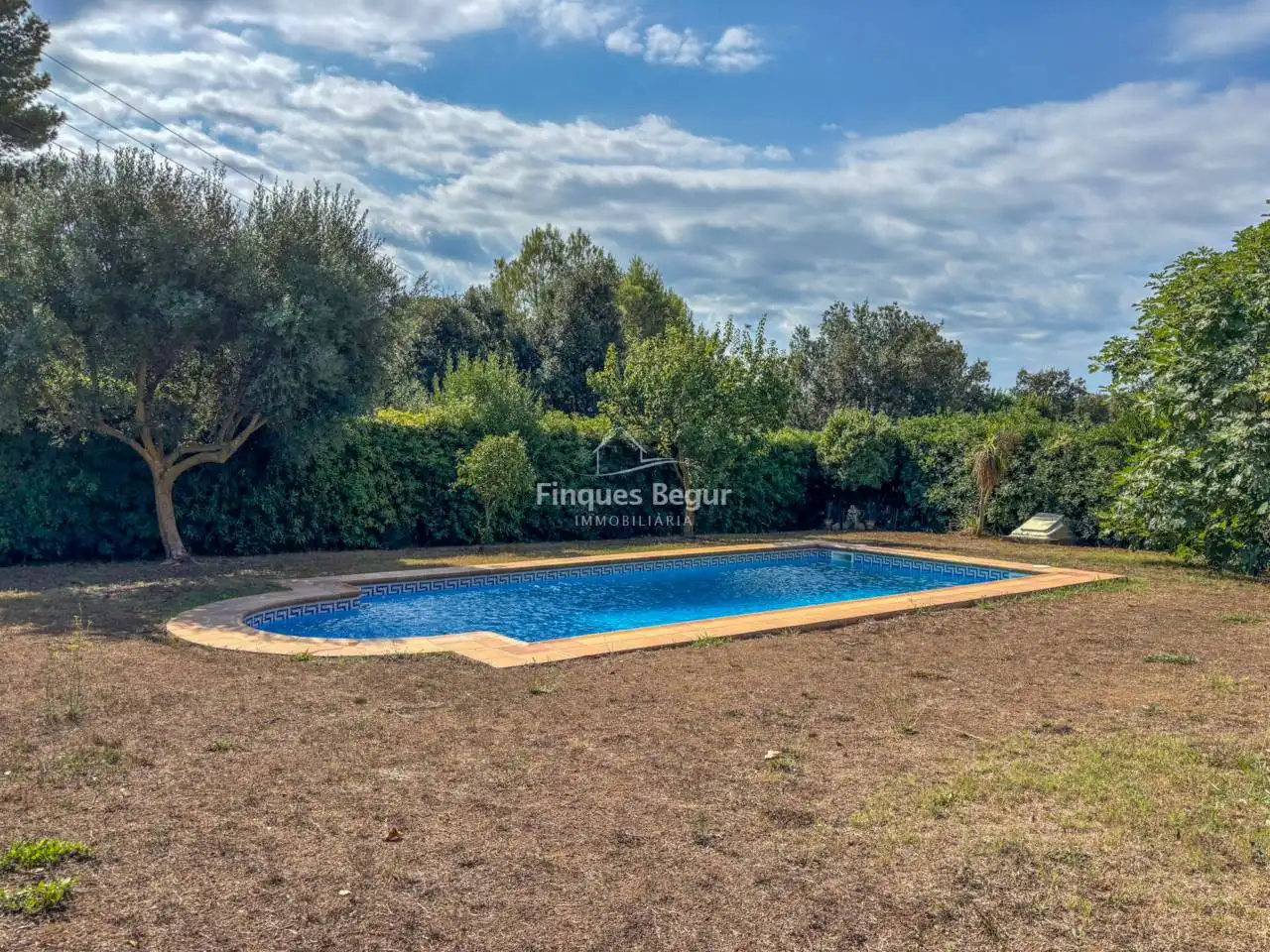 Houses for sale in Calle Víctor Català, Residencial Begur - Esclanyà