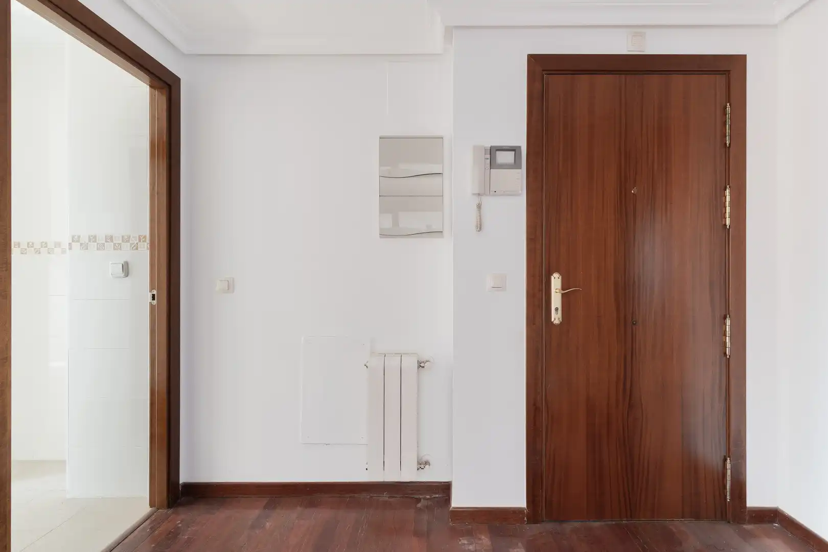 Flat with lift for sale in San Juan De Ortega 24, imagen 2