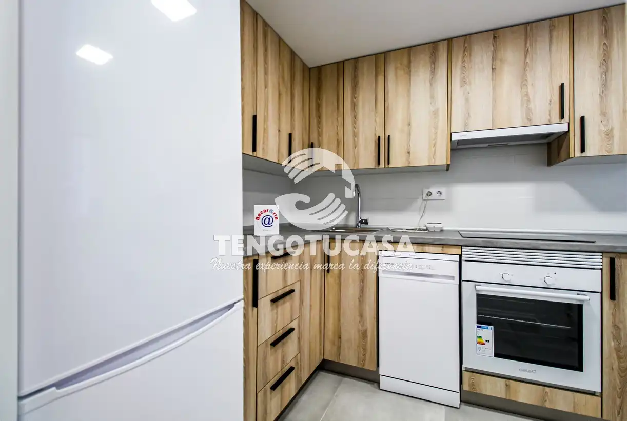 Kitchen of Flat for rent in Madrid  with Air Conditioner, Heating and Furnished