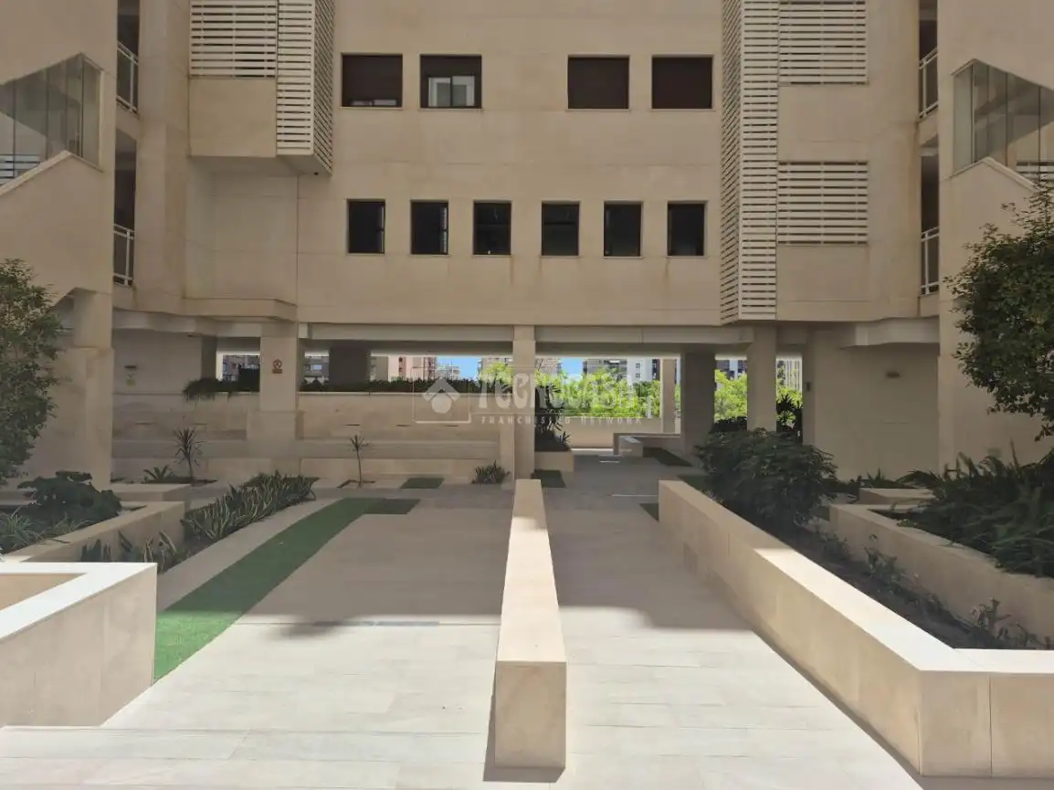 Exterior view of Flat for sale in Málaga  with Storage room and Furnished