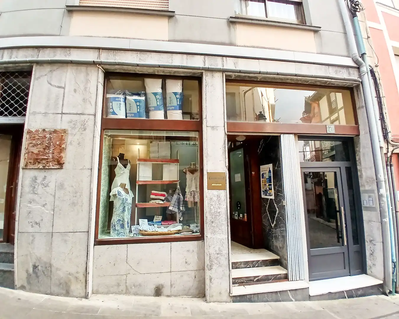 Commercial properties for sale in Bermeo  with Furnished