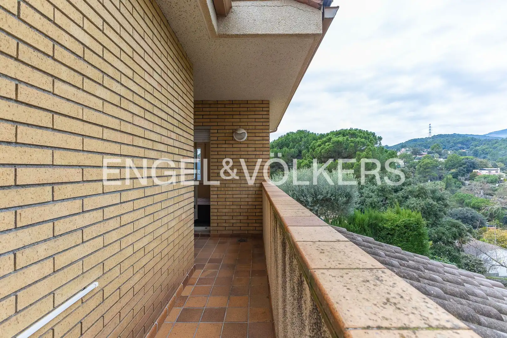 Terrassa de Casa o xalet en venda en Castellar del Vallès amb Aire condicionat, Calefacció i Jardí privat