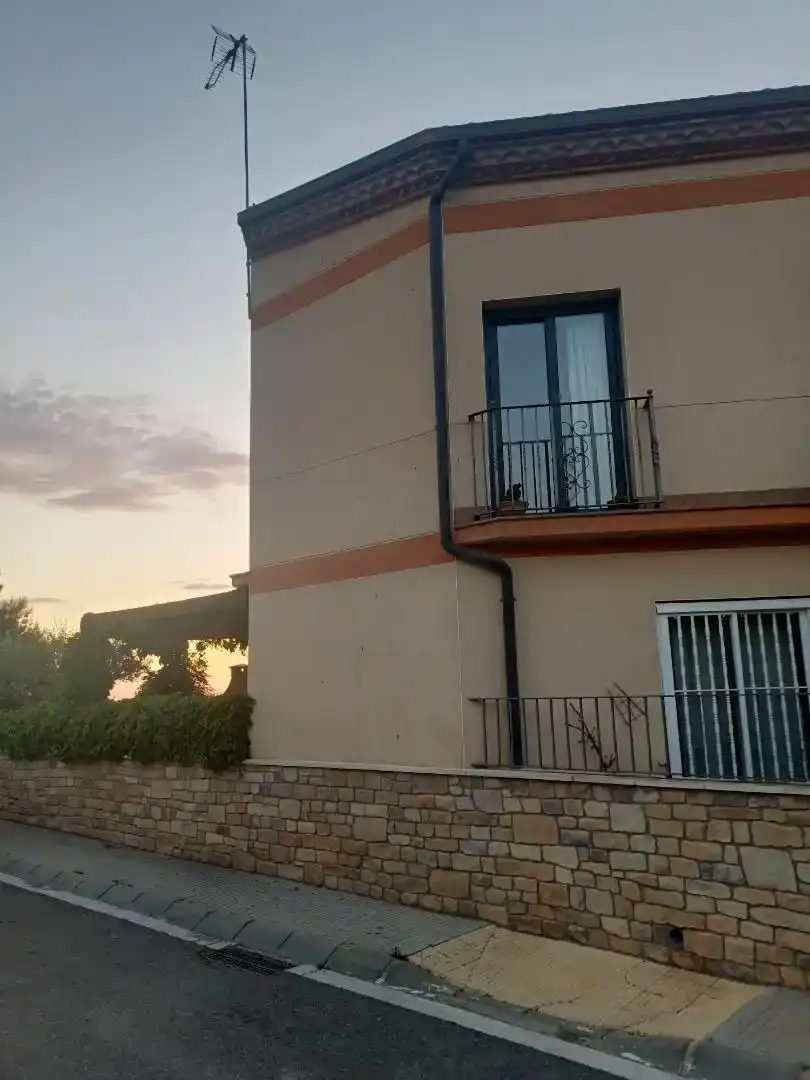 Vista exterior de Casa o xalet en venda en Verdú amb Jardí privat, Traster i Forn