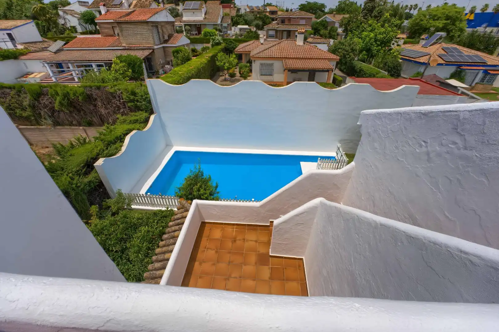 Swimming pool of Houses for sale in Tomares  with Air Conditioner, Heating and Private garden