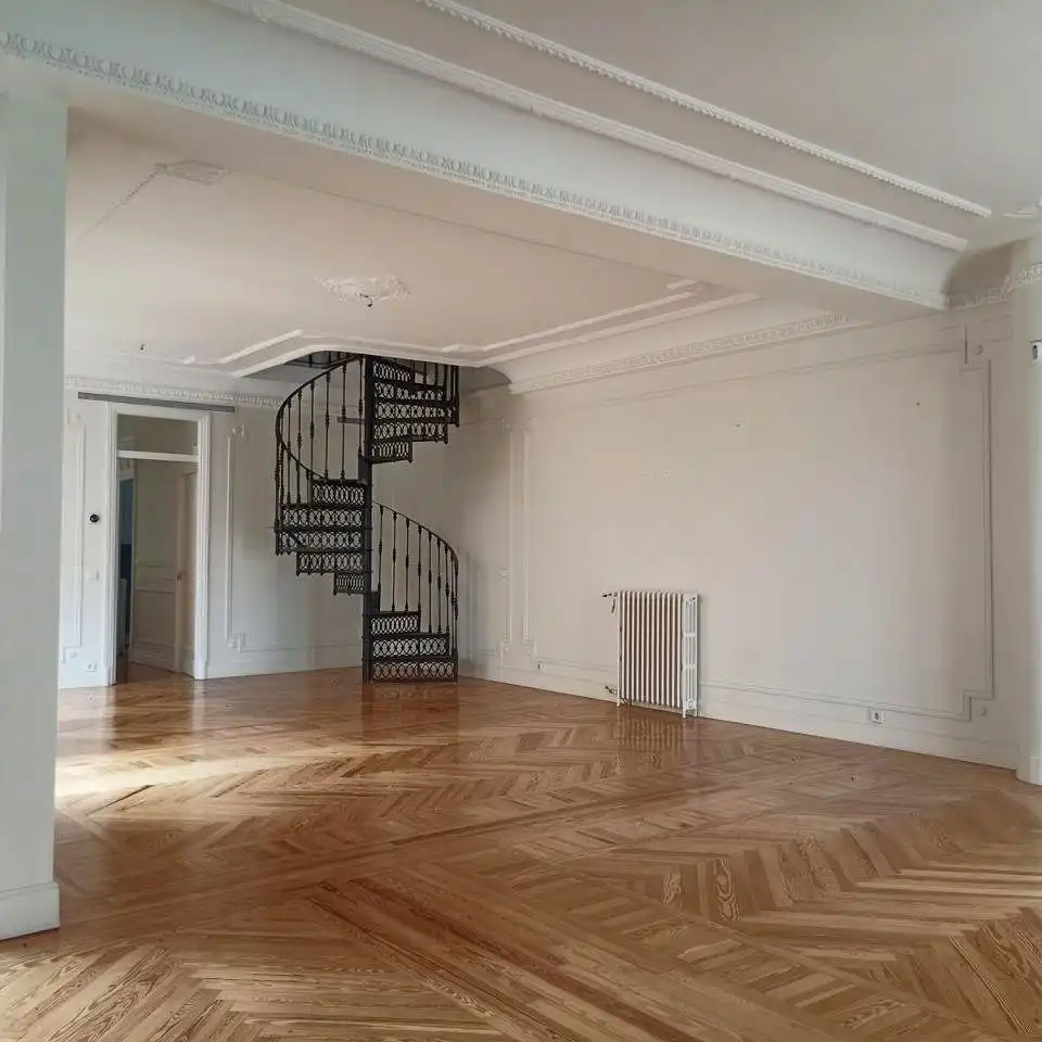 Dachboden zur Miete in Madrid mit Klimaanlage, Heizung und Terrasse